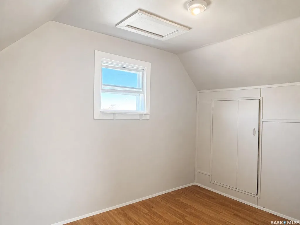 119 Home Street W Moose Jaw SK S6H 4X3
