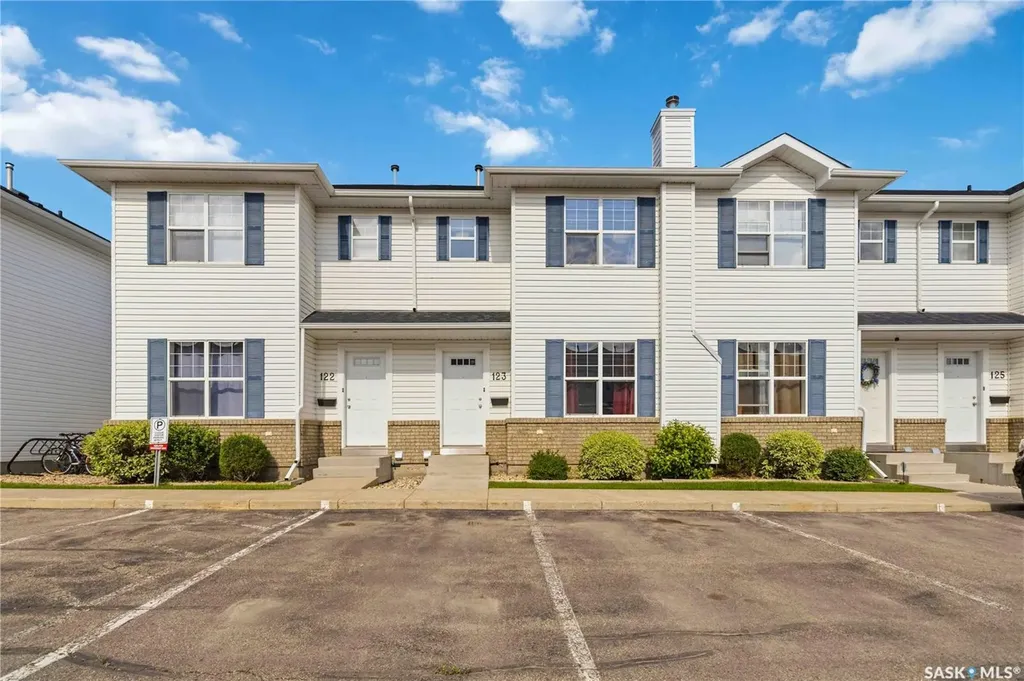 203 Herold Terrace Saskatoon SK S7V 1H7