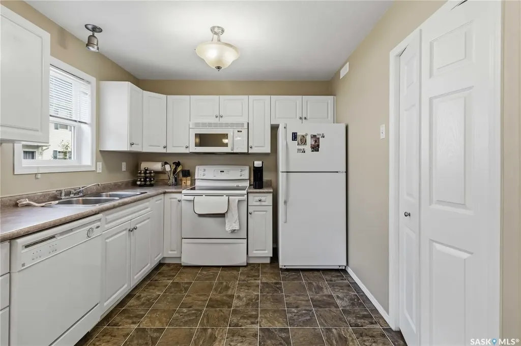 203 Herold Terrace Saskatoon SK S7V 1H7