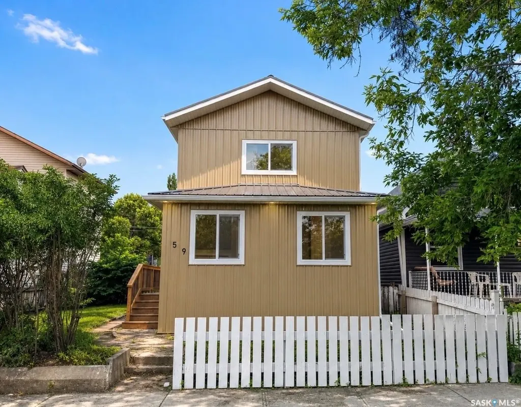 59 Lillooet Street E Moose Jaw SK S6H 4S3