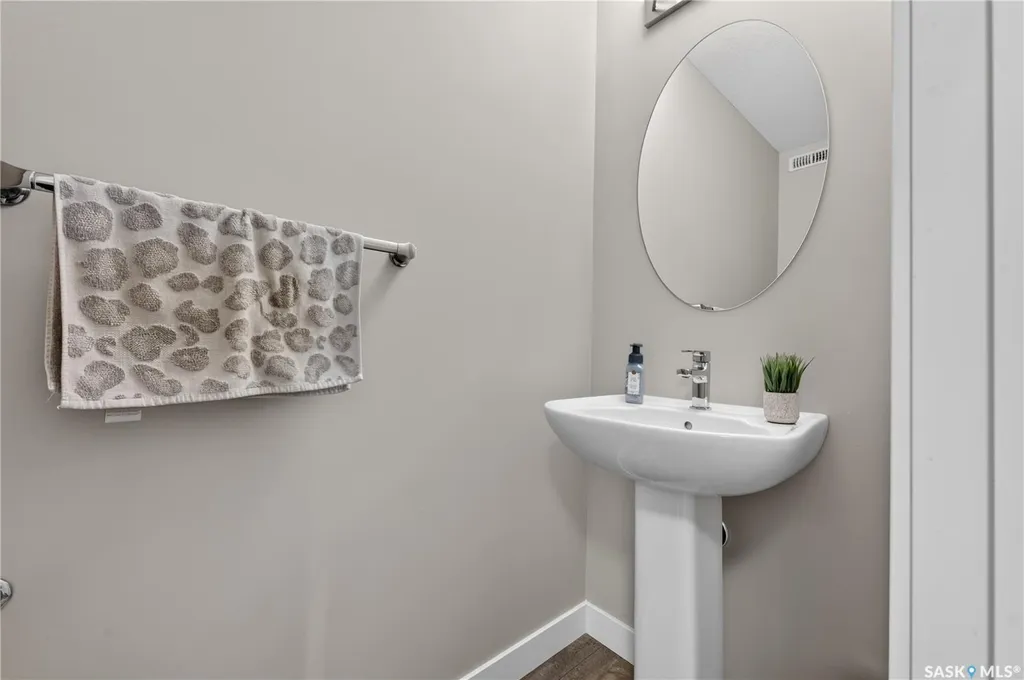 4764 Mutrie Crescent Regina SK S4V 3Y4