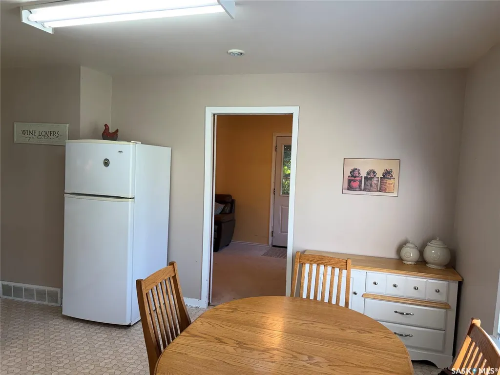 305 1st Street NW Wadena SK S0A 4J0
