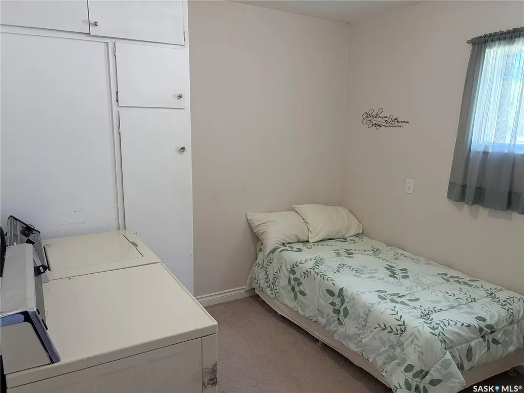 305 1st Street NW Wadena SK S0A 4J0