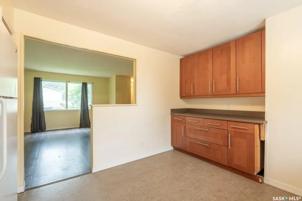 169 Rothwell Crescent Regina SK S4R 1R5