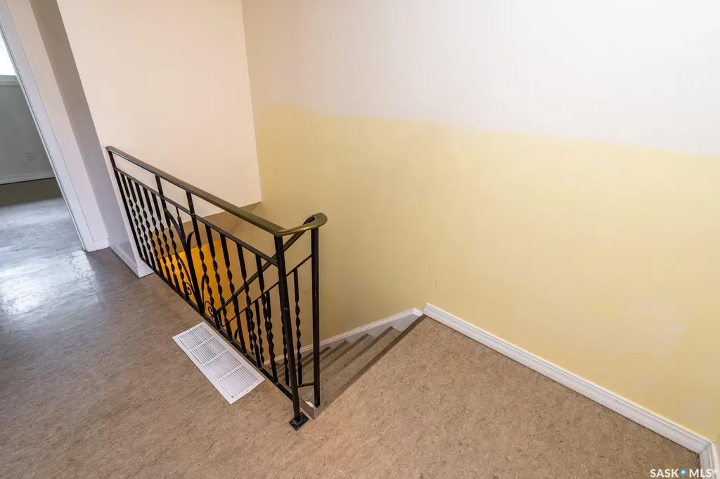 169 Rothwell Crescent Regina SK S4R 1R5
