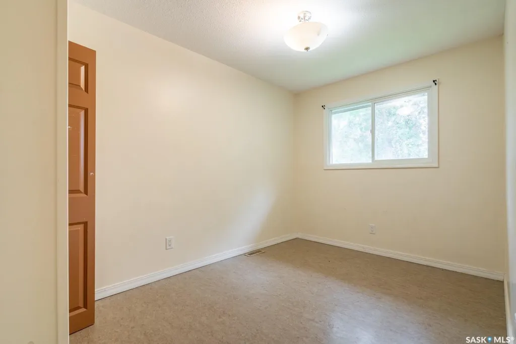169 Rothwell Crescent Regina SK S4R 1R5