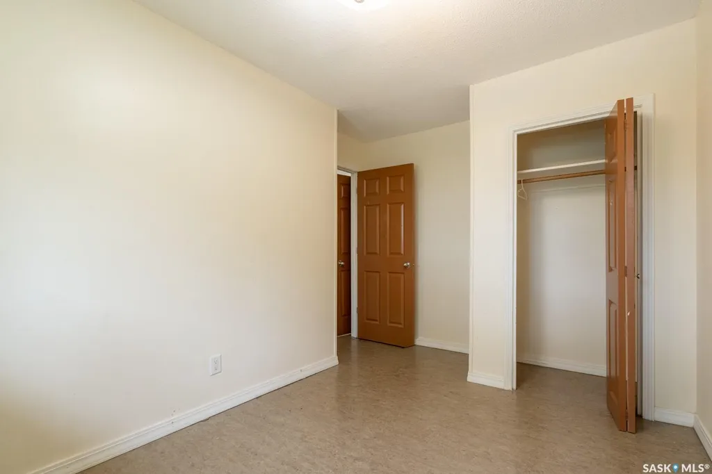 169 Rothwell Crescent Regina SK S4R 1R5