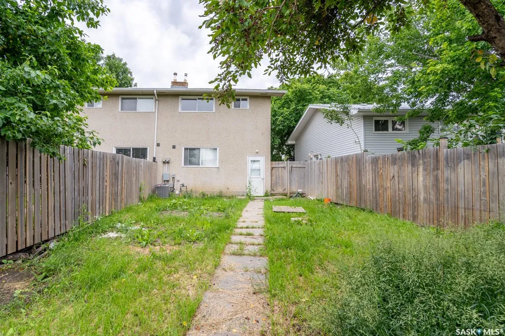 169 Rothwell Crescent Regina SK S4R 1R5