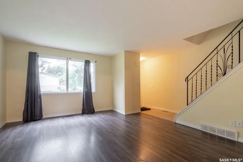 169 Rothwell Crescent Regina SK S4R 1R5