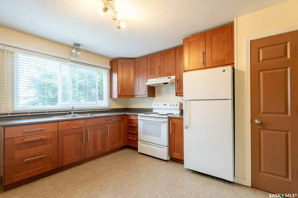 169 Rothwell Crescent Regina SK S4R 1R5