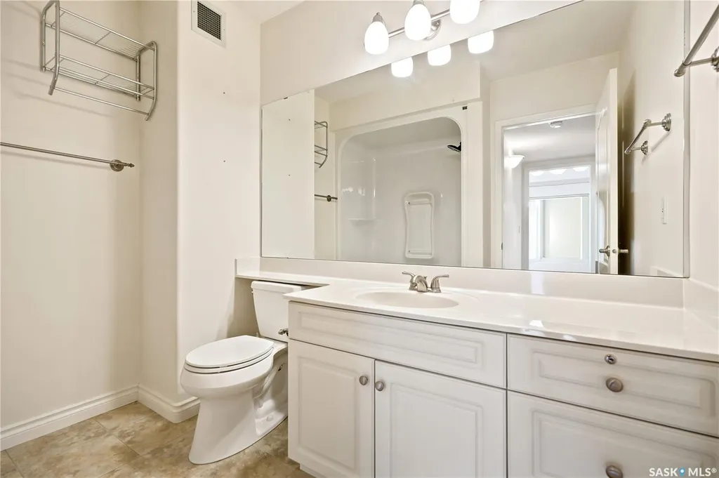 2333 Scarth Street Regina SK S4P 2J8