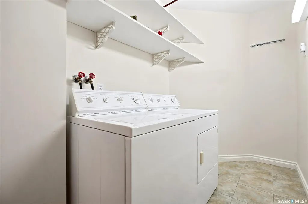 2333 Scarth Street Regina SK S4P 2J8