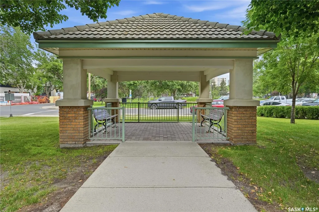 2333 Scarth Street Regina SK S4P 2J8
