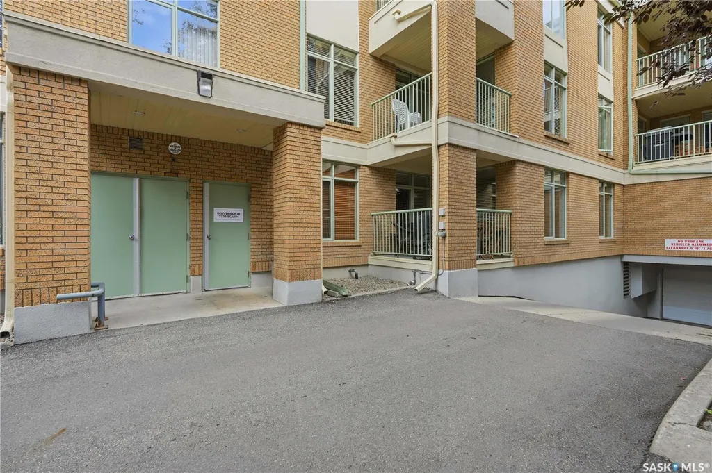 2333 Scarth Street Regina SK S4P 2J8