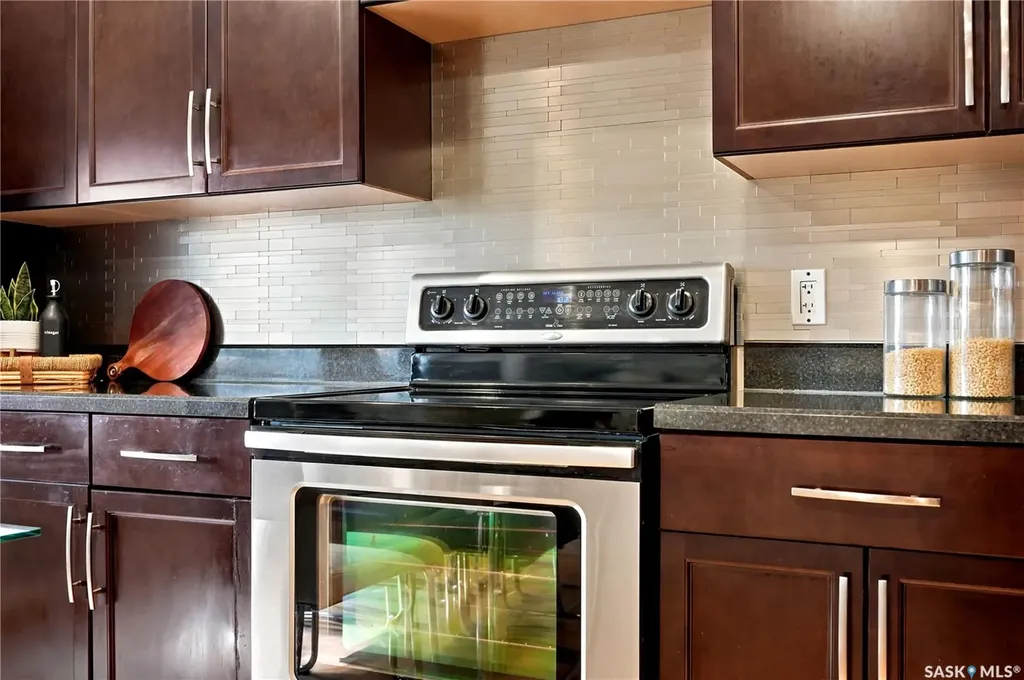465 Montreal Street Regina SK S4R 1L4
