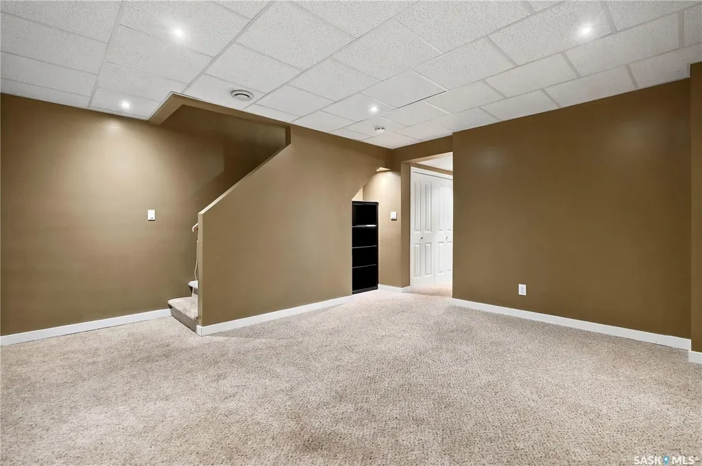 465 Montreal Street Regina SK S4R 1L4