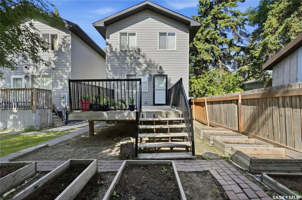 465 Montreal Street Regina SK S4R 1L4