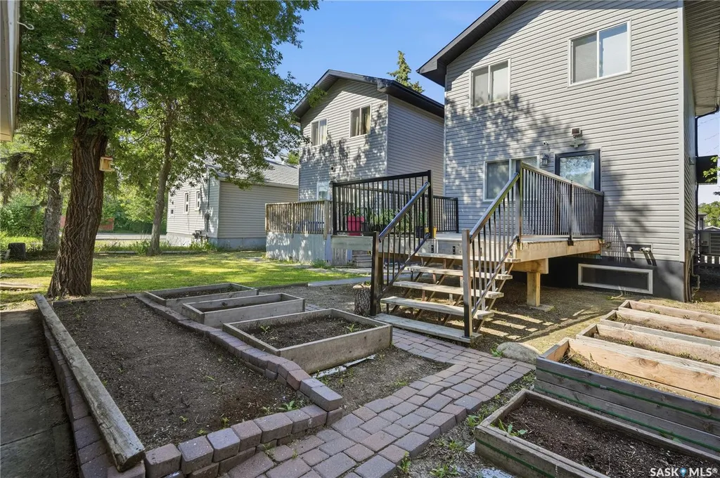 465 Montreal Street Regina SK S4R 1L4
