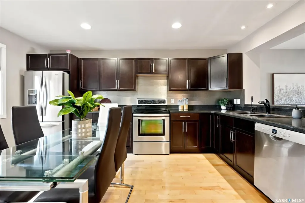 465 Montreal Street Regina SK S4R 1L4