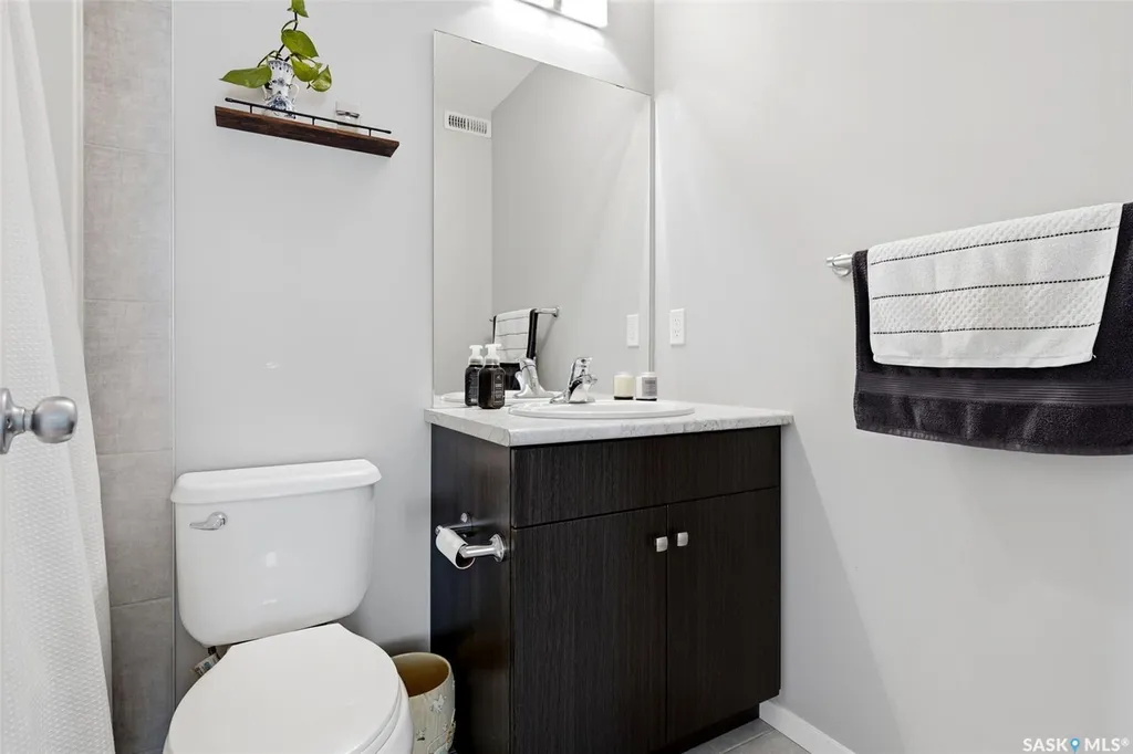 5477 Cade Street E Regina SK S4V 3N9