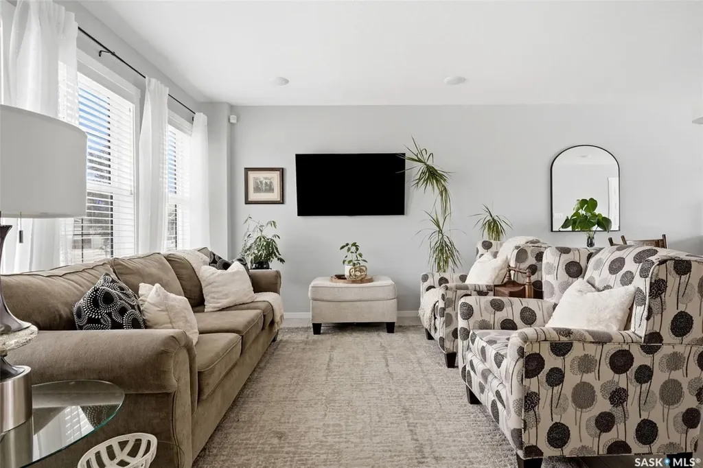 5477 Cade Street E Regina SK S4V 3N9