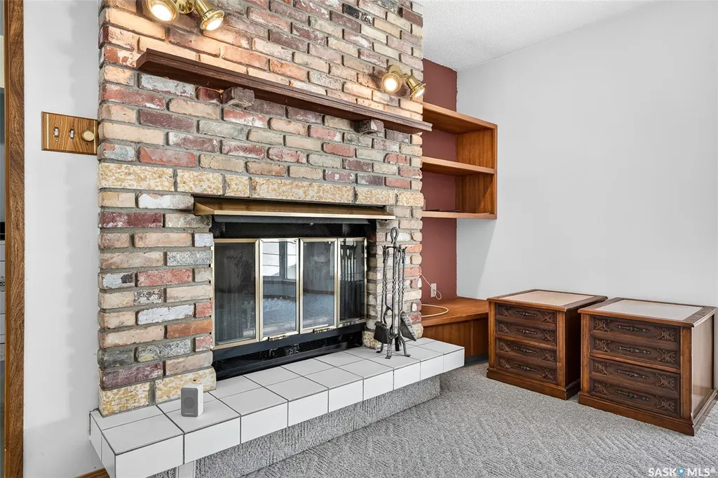 1154 Warner Street W Moose Jaw SK S6H 6L2
