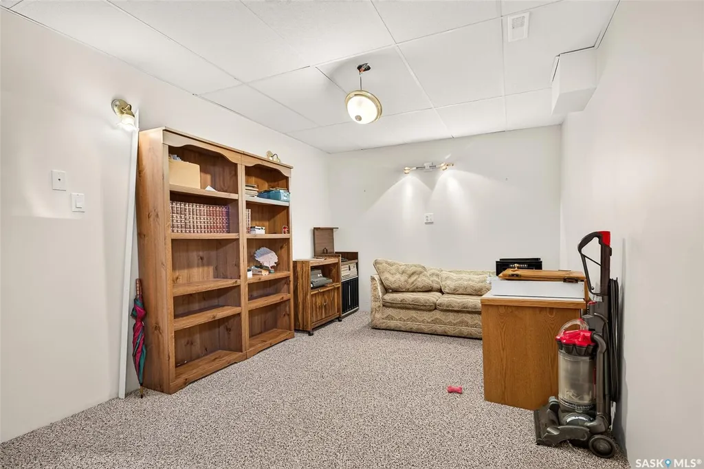 1154 Warner Street W Moose Jaw SK S6H 6L2