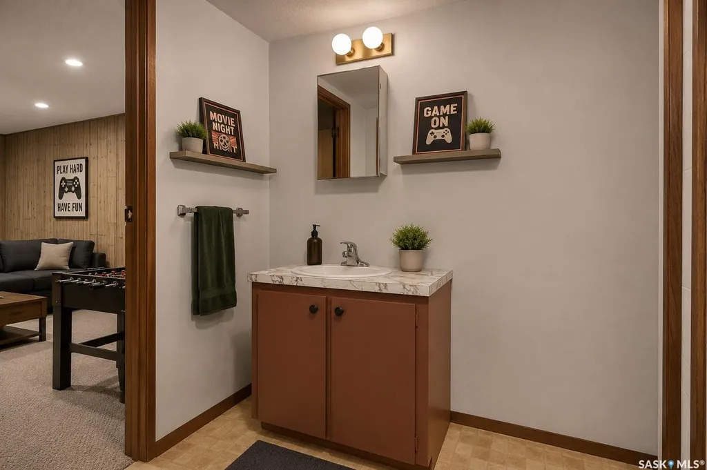 1154 Warner Street W Moose Jaw SK S6H 6L2