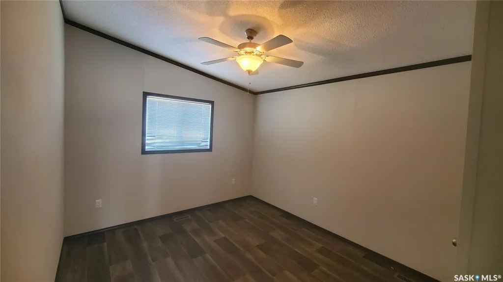 405 2nd Avenue SE Weyburn SK S4H 1W9