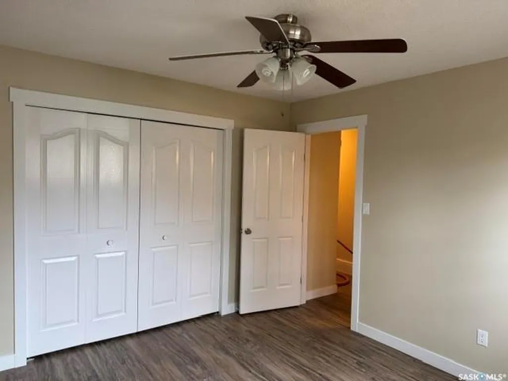 30 Shore Bay Regina SK S4R 7H6