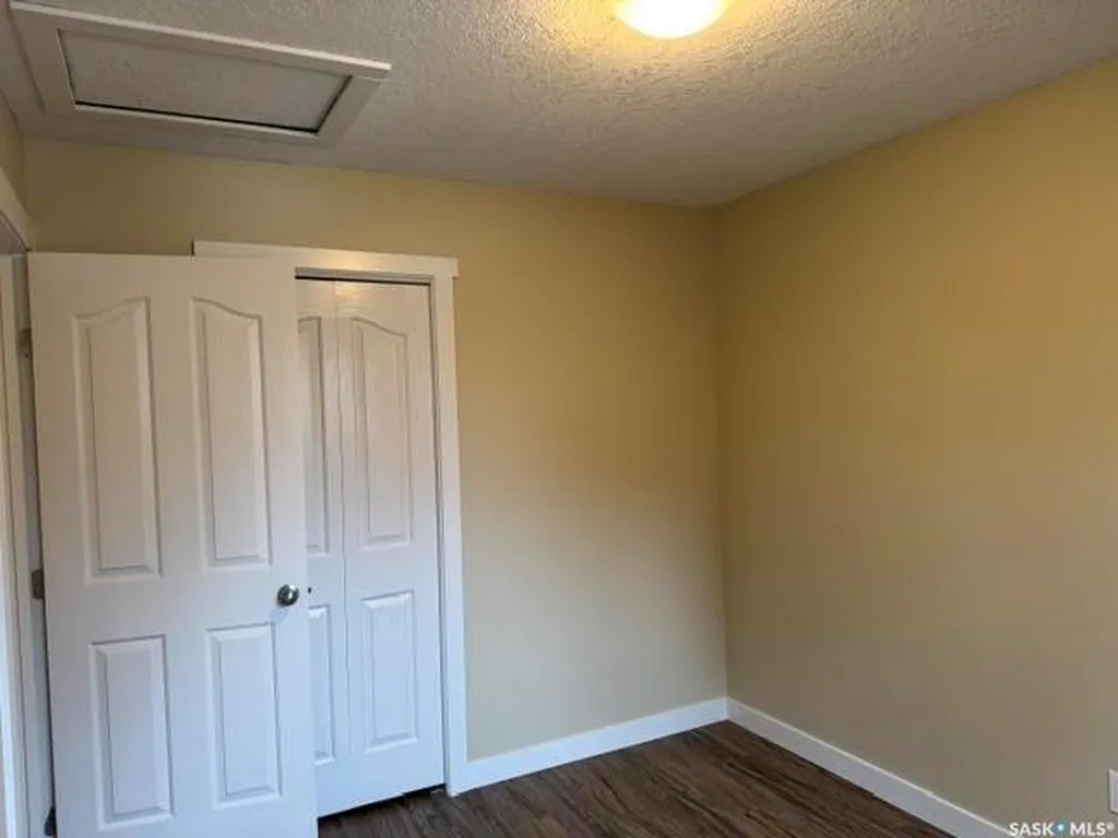 30 Shore Bay Regina SK S4R 7H6