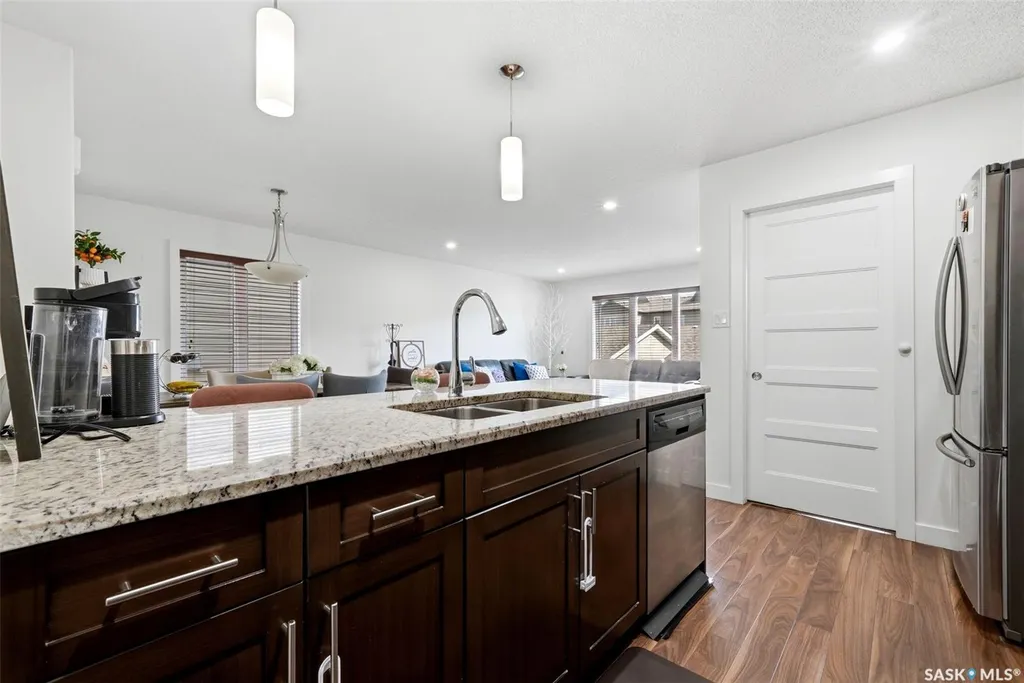 5325 Jim Cairns Boulevard Regina SK S4W 0G1