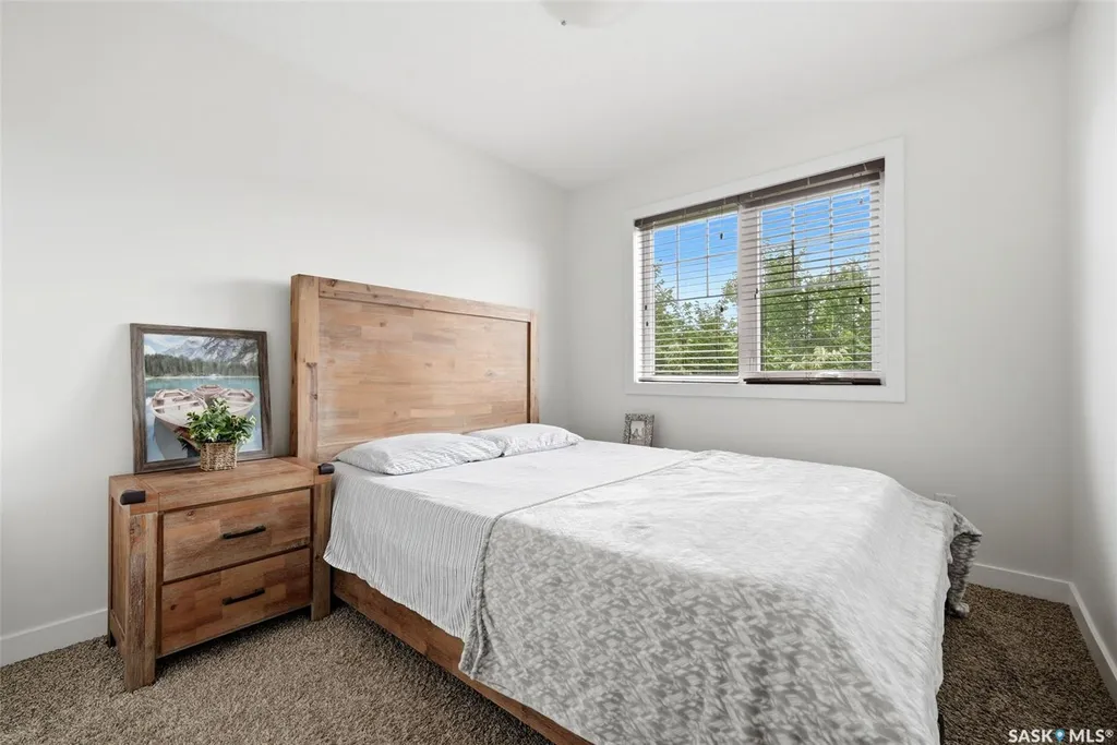 5325 Jim Cairns Boulevard Regina SK S4W 0G1