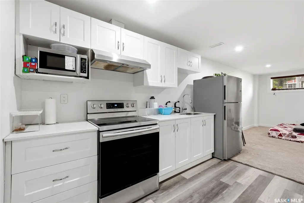 5325 Jim Cairns Boulevard Regina SK S4W 0G1