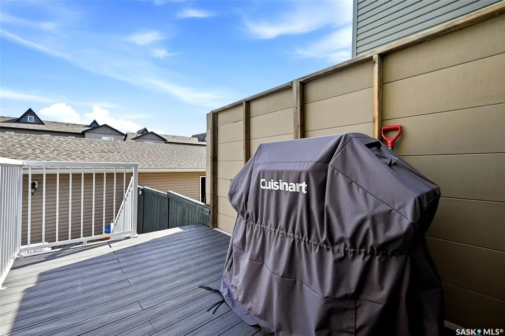 5325 Jim Cairns Boulevard Regina SK S4W 0G1