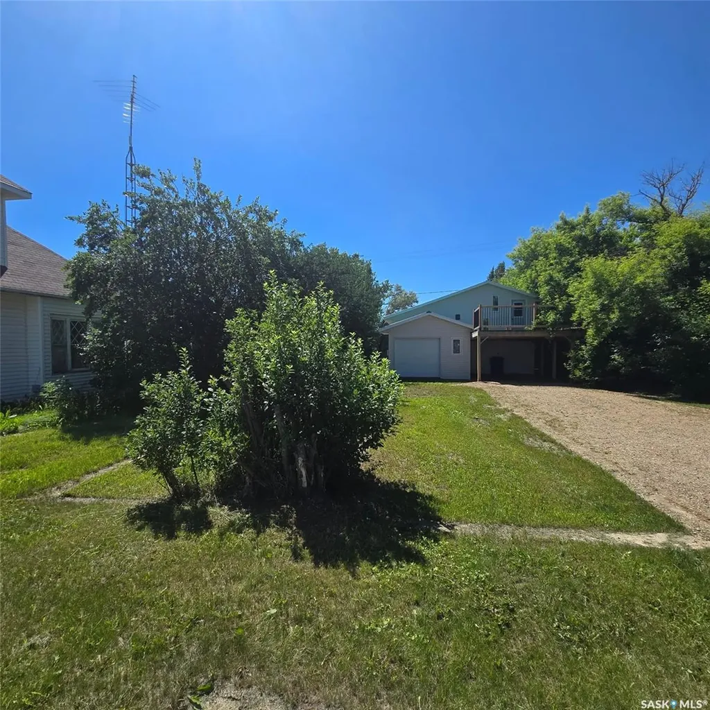608 Whyte Street Loreburn SK S0H 2S0