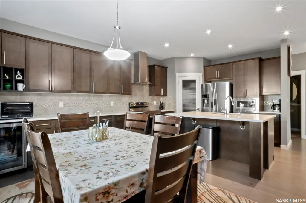 5433 Green Alder Way E Regina SK S4V 3M7