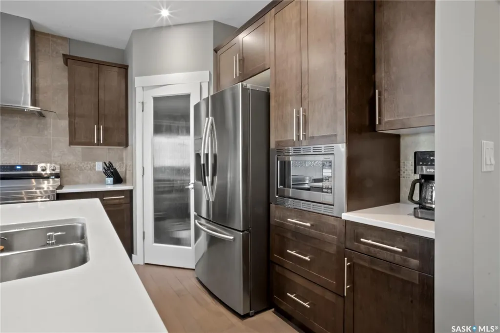 5433 Green Alder Way E Regina SK S4V 3M7