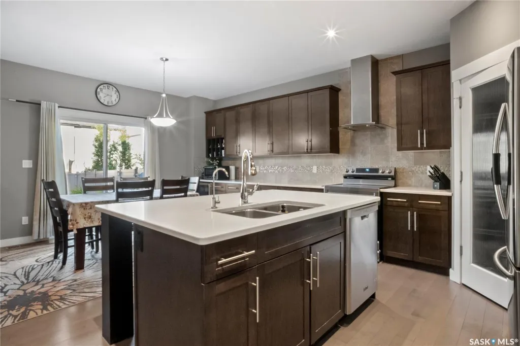 5433 Green Alder Way E Regina SK S4V 3M7