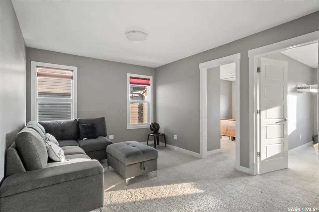5433 Green Alder Way E Regina SK S4V 3M7