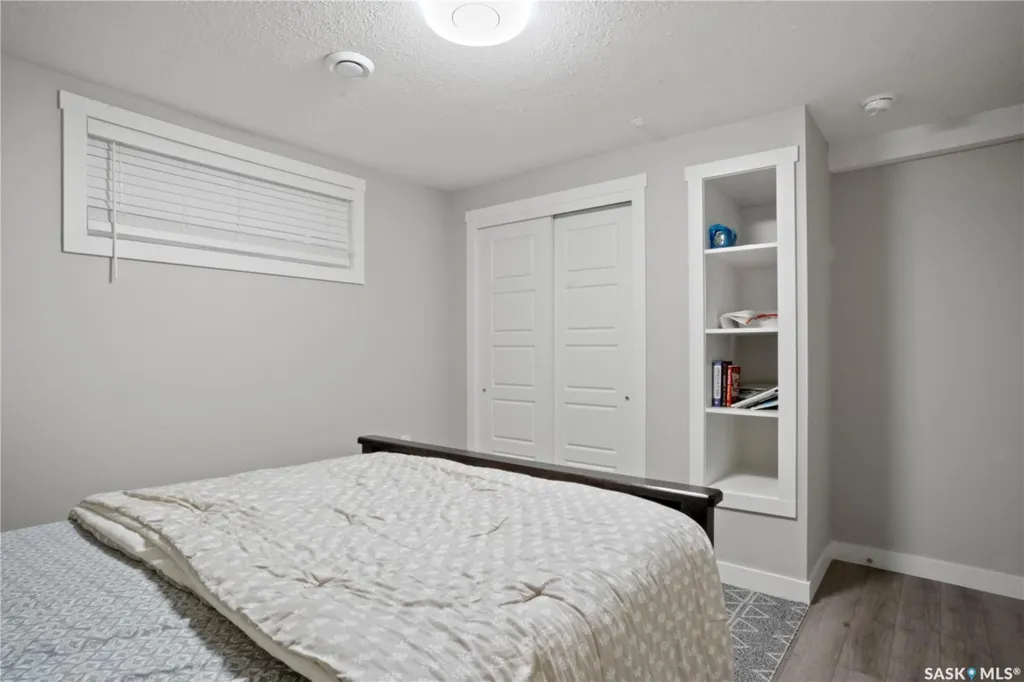 5433 Green Alder Way E Regina SK S4V 3M7