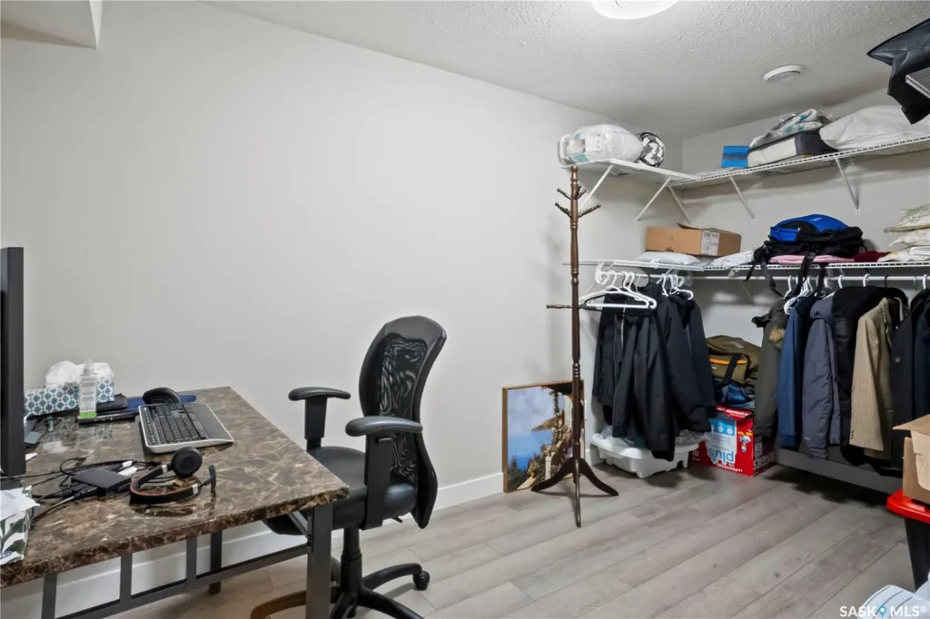 5433 Green Alder Way E Regina SK S4V 3M7