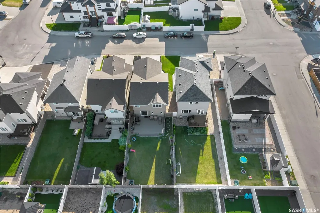 5433 Green Alder Way E Regina SK S4V 3M7