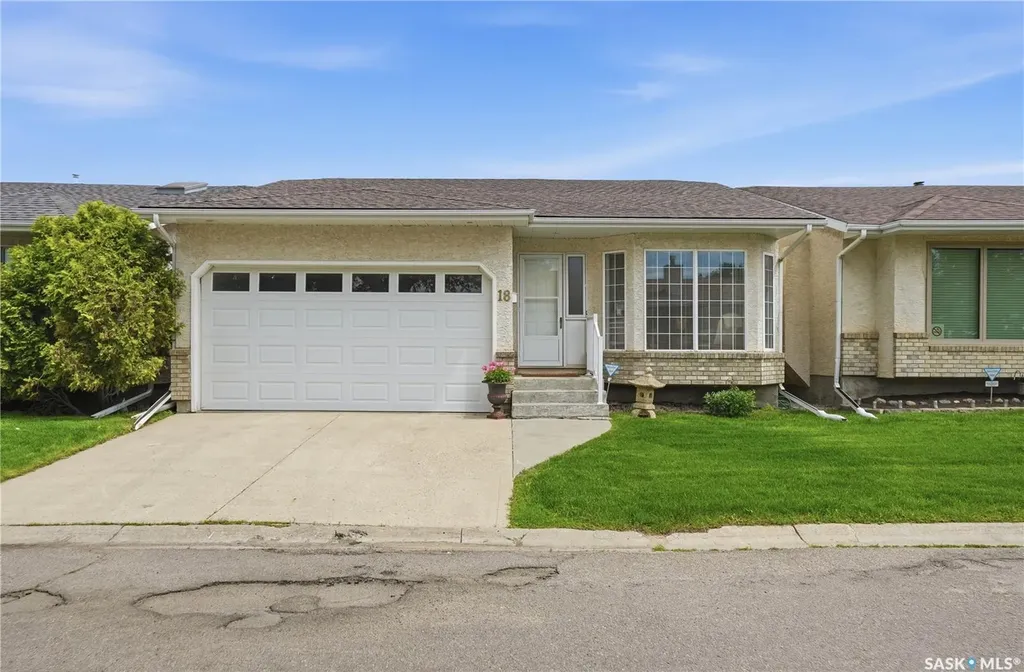 18 Greensboro Drive Regina SK S4S 7G1
