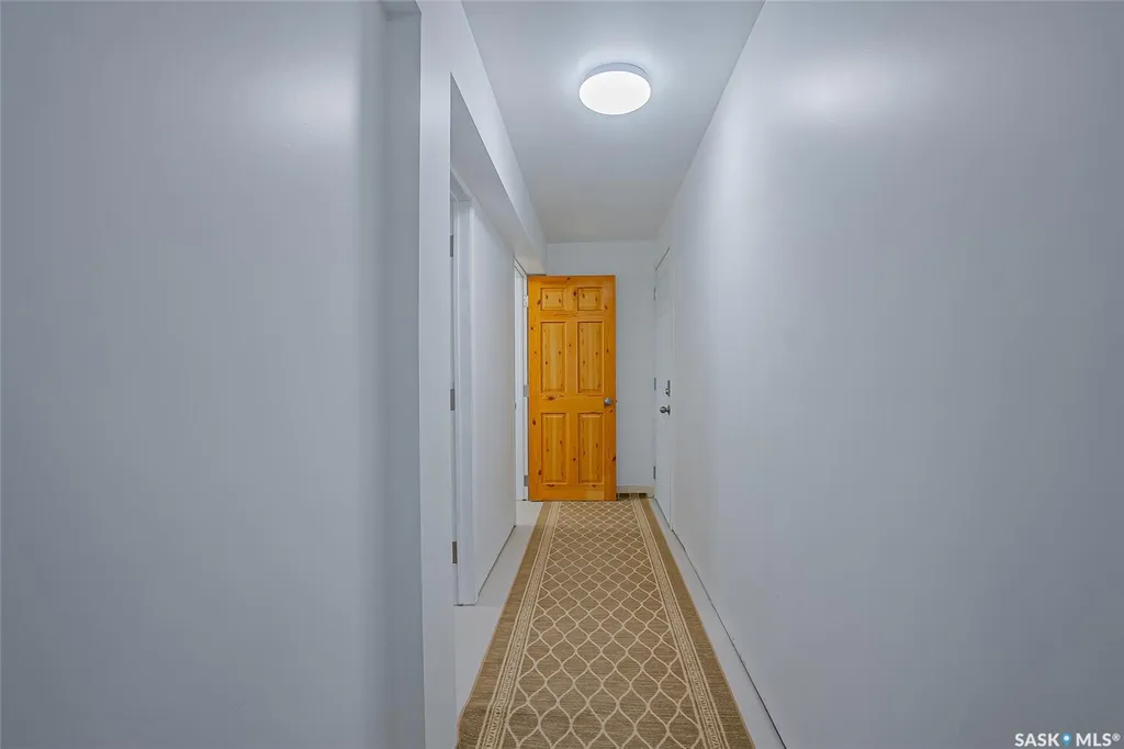 310 F Avenue S Saskatoon SK S7M 1T2