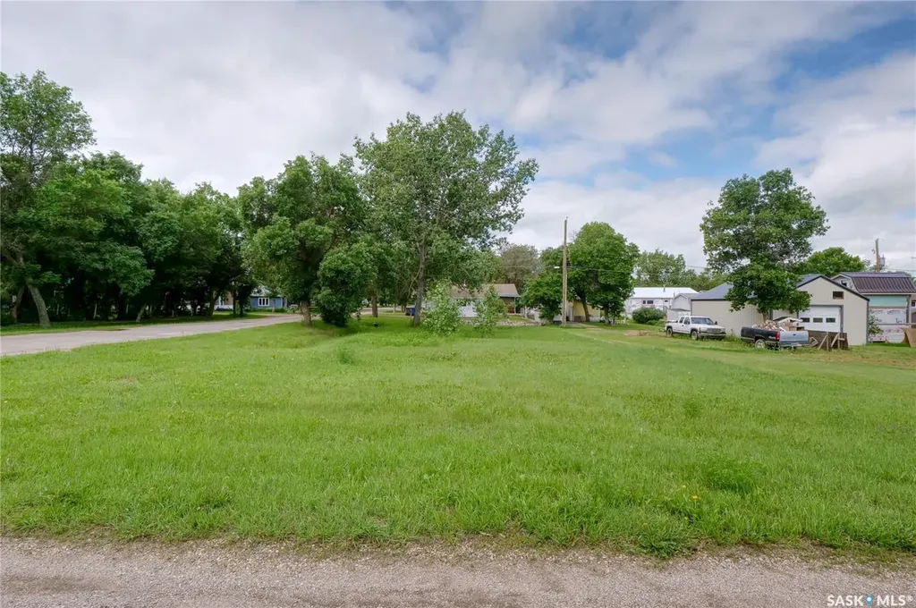 132 1st Street W Lafleche SK S0H 2K0