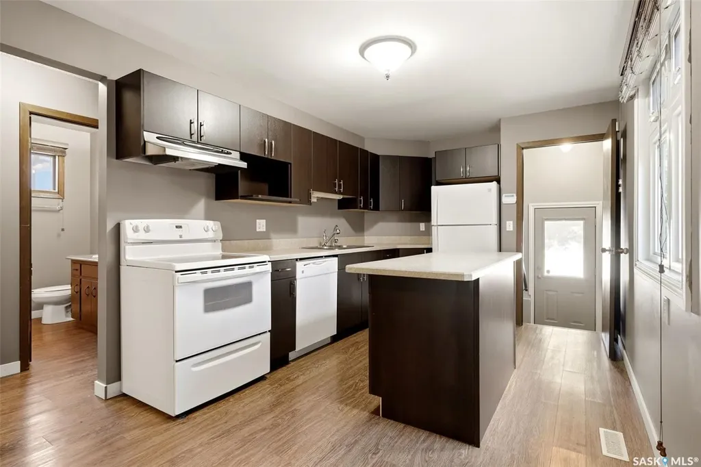 2529 Atkinson Street Regina SK S4W 3X8
