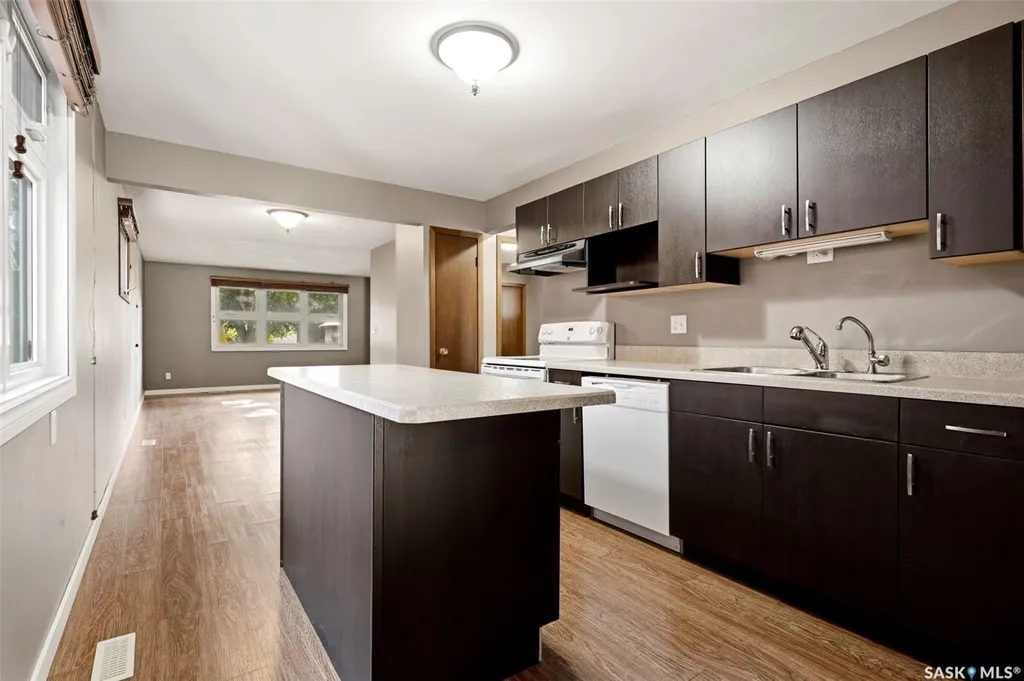 2529 Atkinson Street Regina SK S4W 3X8