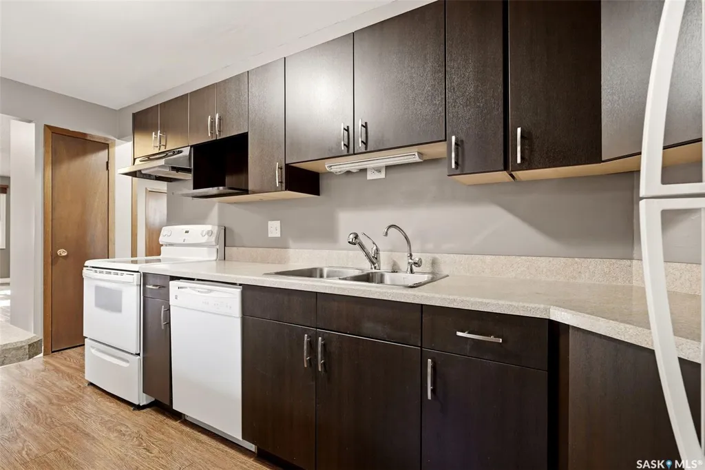 2529 Atkinson Street Regina SK S4W 3X8
