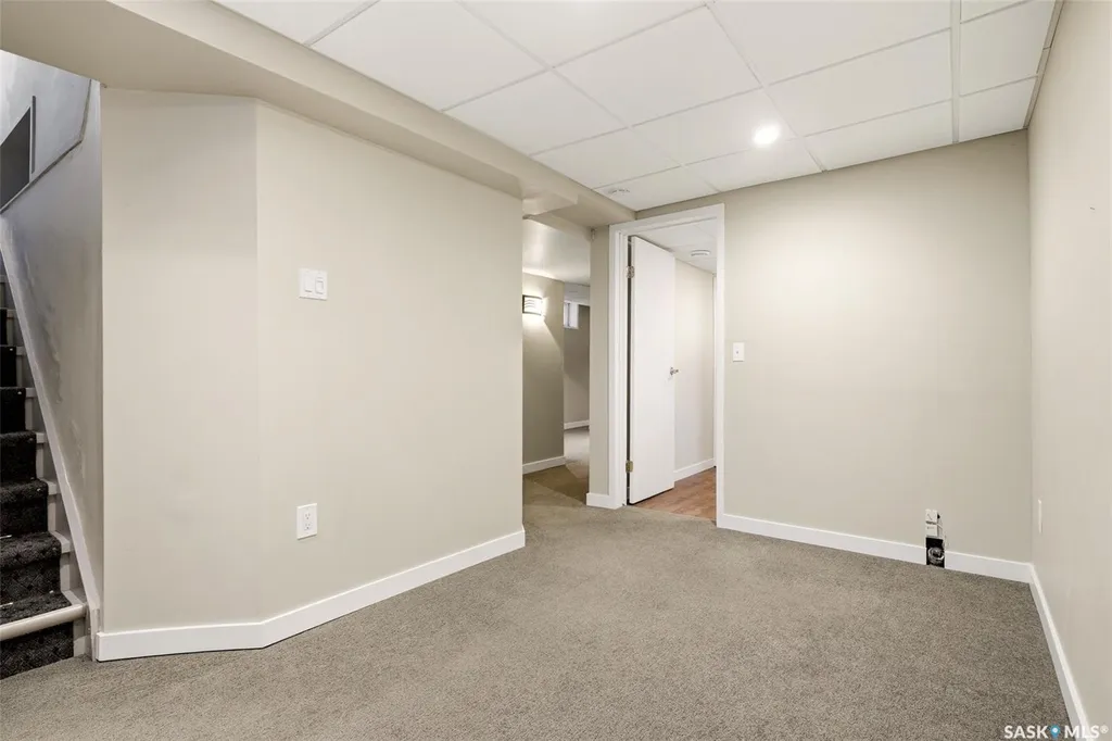 2529 Atkinson Street Regina SK S4W 3X8
